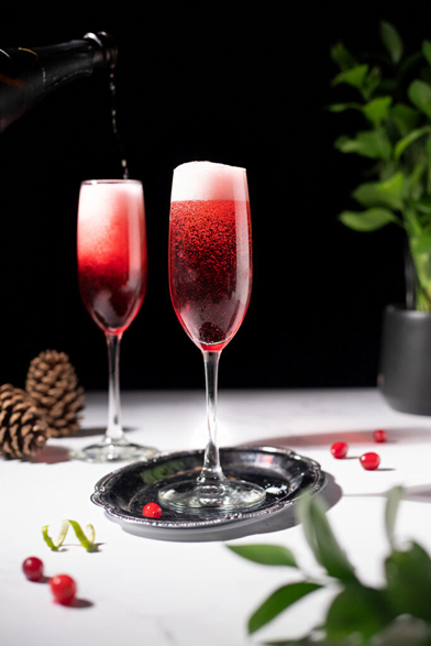 Christmas Pudding with a Red Sweet Sparkling Wine Christmas Pudding with a Red Sweet Sparkling Wine