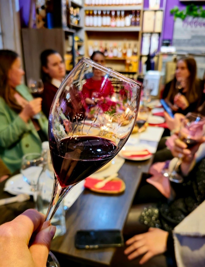 The Blind Wine Tasting Experience